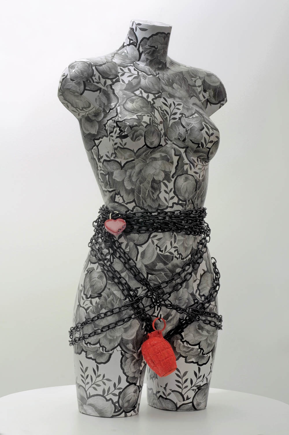 Censorship Issue: Pop Art from Palestine – Laila Shawa The Other Side of Paradise Exhibition