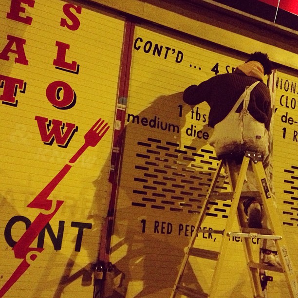 Alternative Issue: Recipes on walls – Gourmandizing, what are you Hungry for?