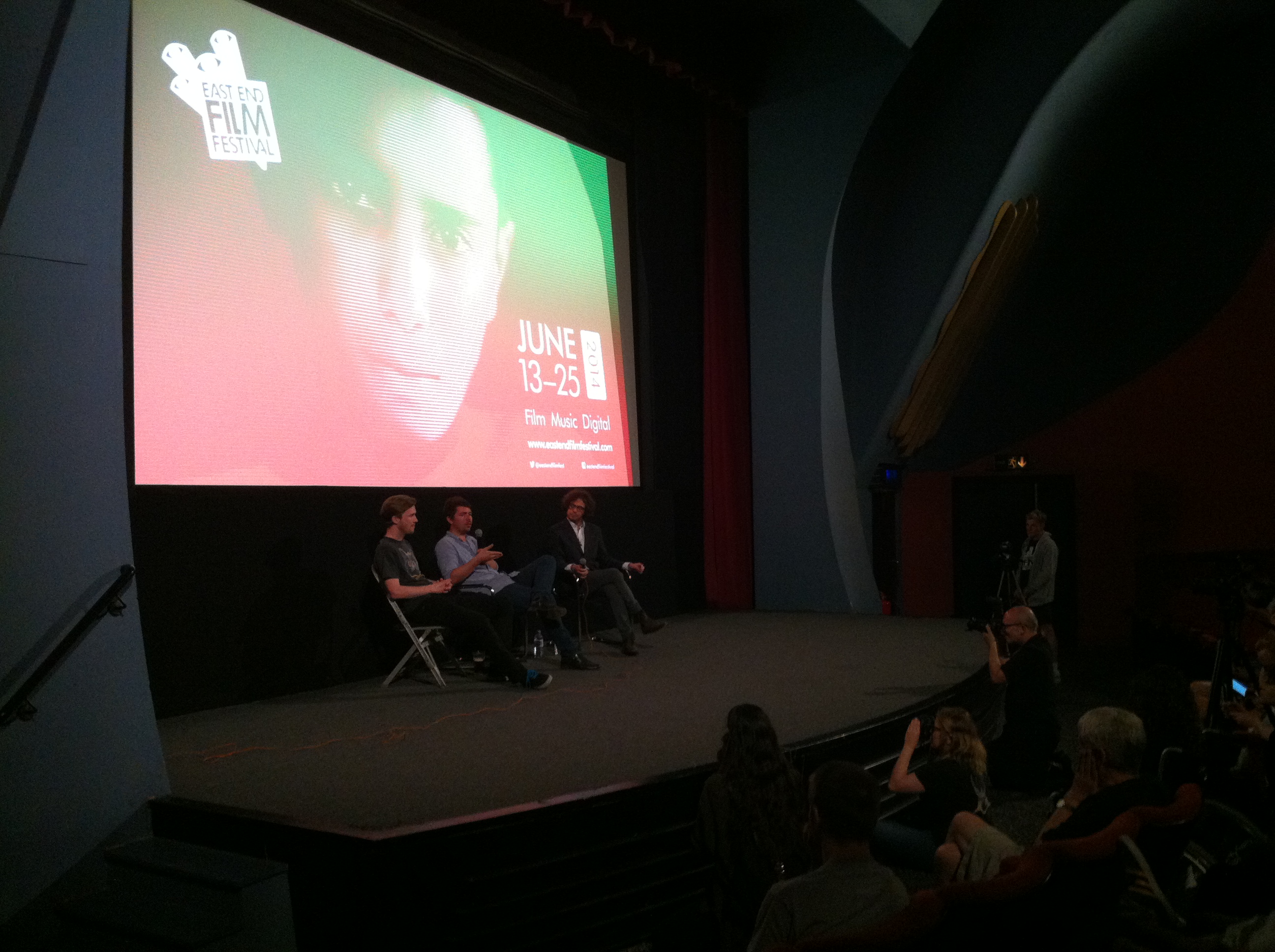 The Truth is out There: One Rogue Reporter Documentary Review